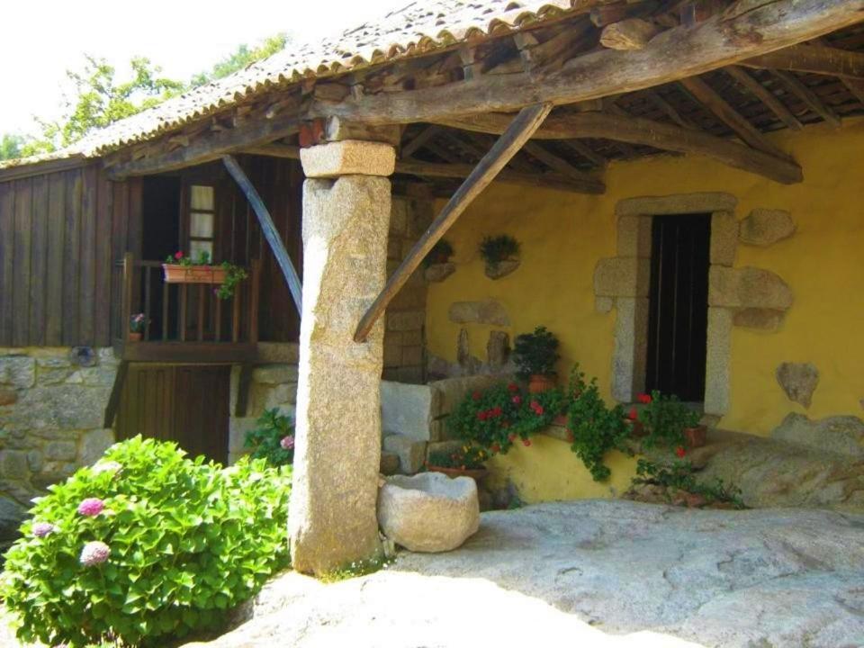 Casa Da Pedra - Turismo Rural Bragado Exterior photo