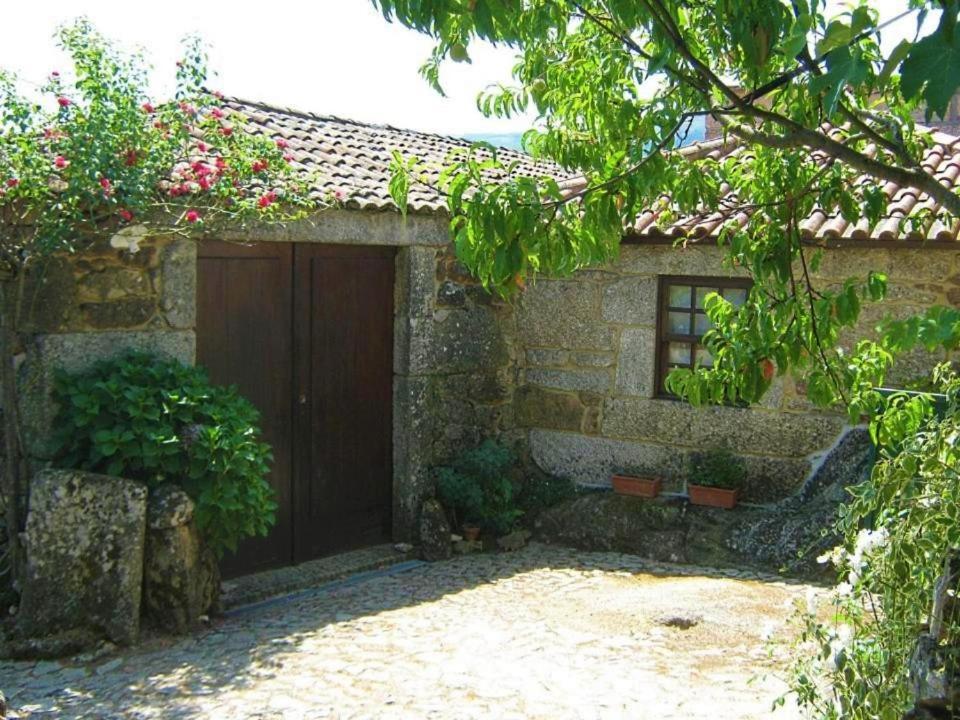 Casa Da Pedra - Turismo Rural Bragado Exterior photo